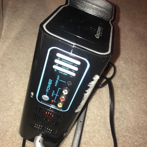 Discovery wonderwall entertainment projector - Picture 2 of 4